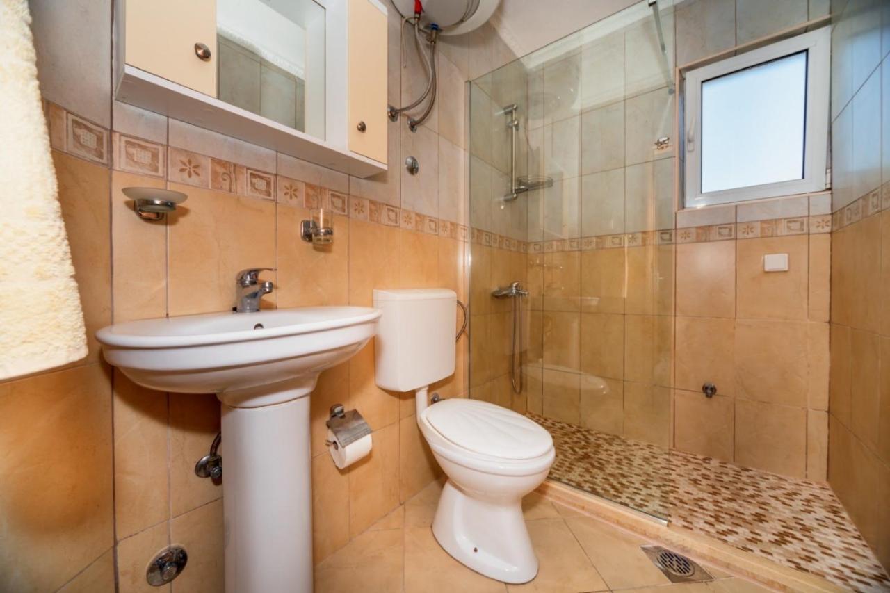 Ani Apartmani Добра Вода Екстер'єр фото