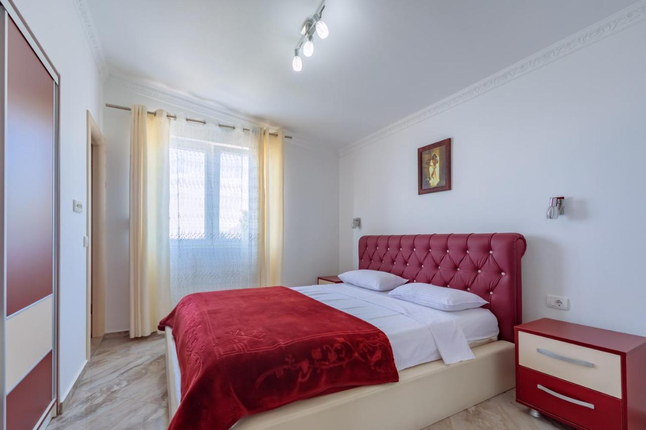 Ani Apartmani Добра Вода Екстер'єр фото